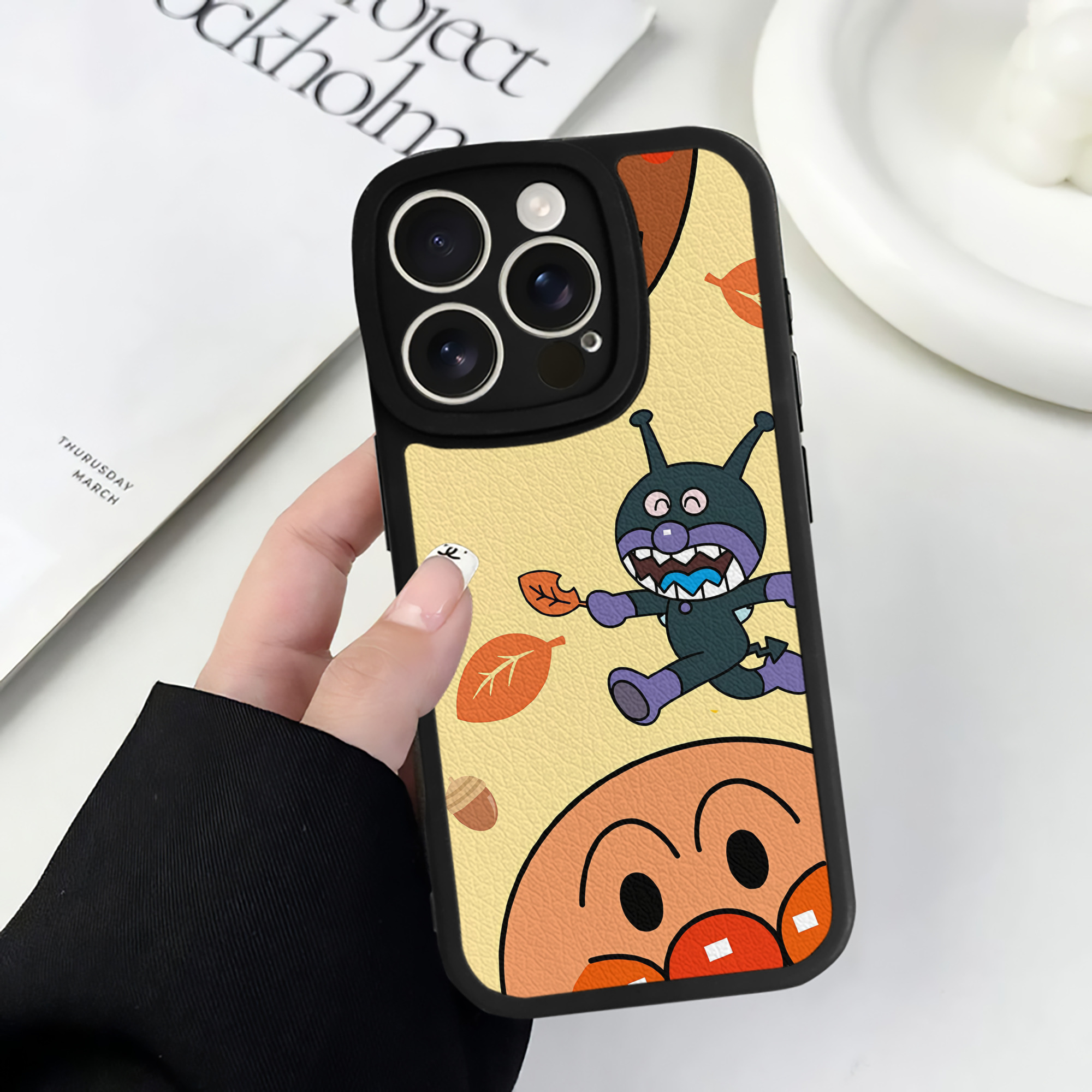 （画像用） アンパンマン Anpanman 【iPhone 16シリーズ対応】シリコンスマホケース（レザー調） 材質：シリコン